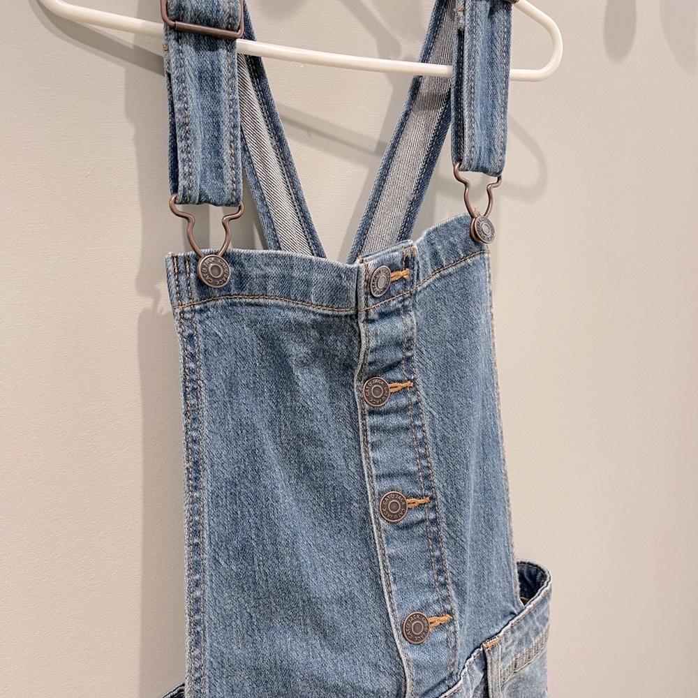 Girls Cat & Jack denim shortall Size 10/12 - Picture 3 of 7